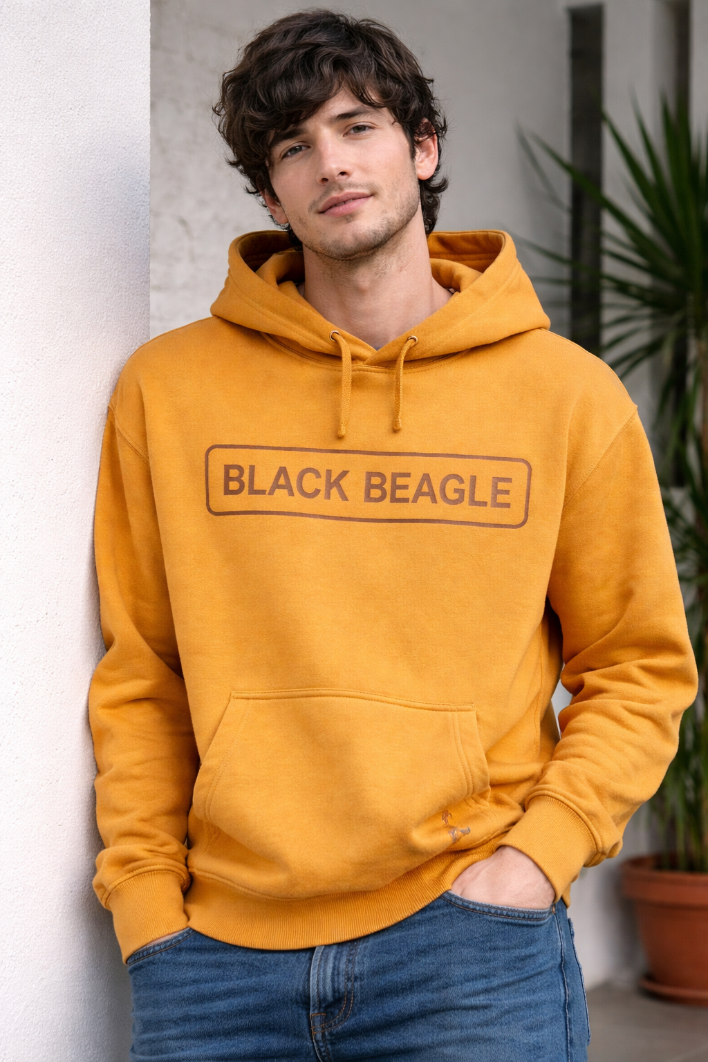 Sudadera Mostaza Capucha Black Beagle